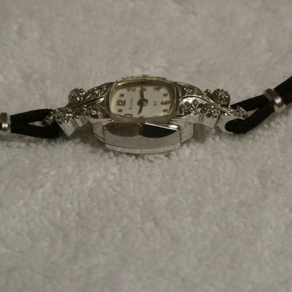 Art Deco Bulova 14k White Gold and Diamond Ladies WristWatch RUNNING - Picture 6 of 12